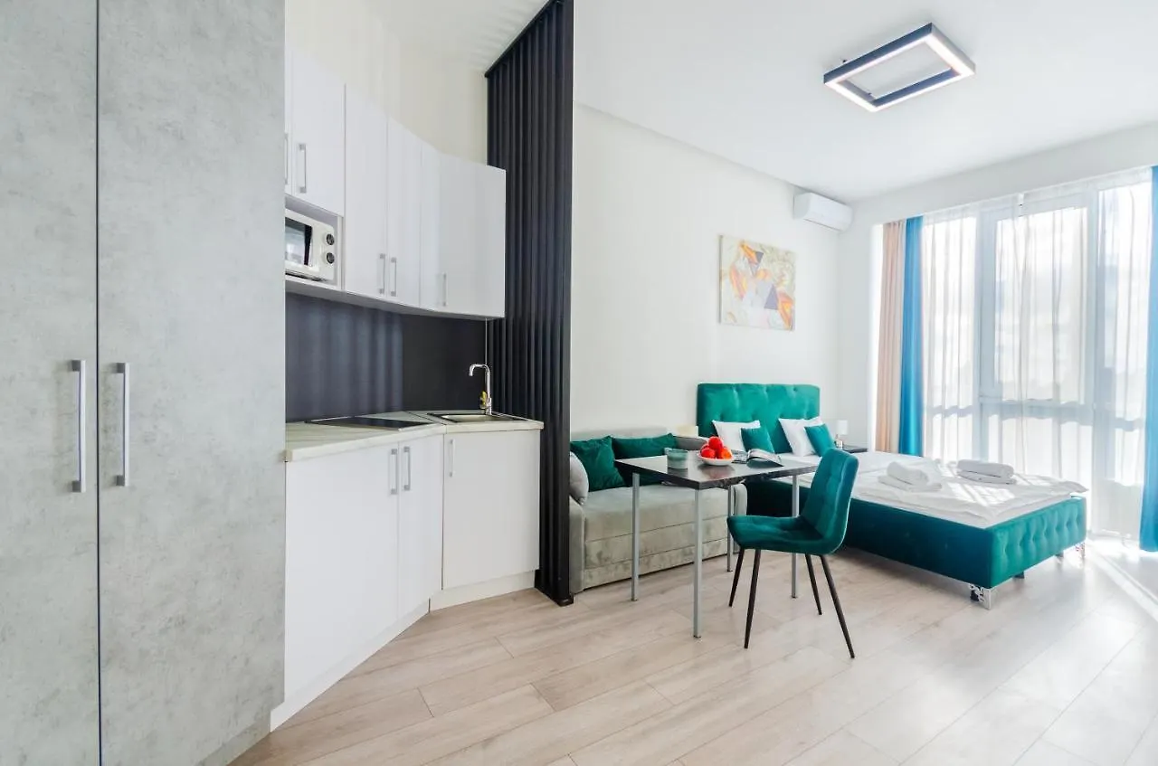 Smart App Near Railway Station Kvartet 3C كييف