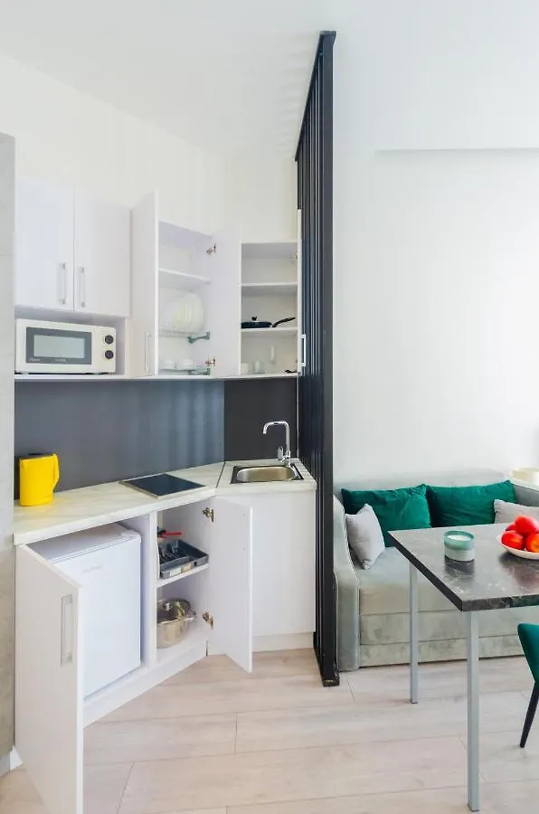 Smart App Near Railway Station Kvartet 3C Киев