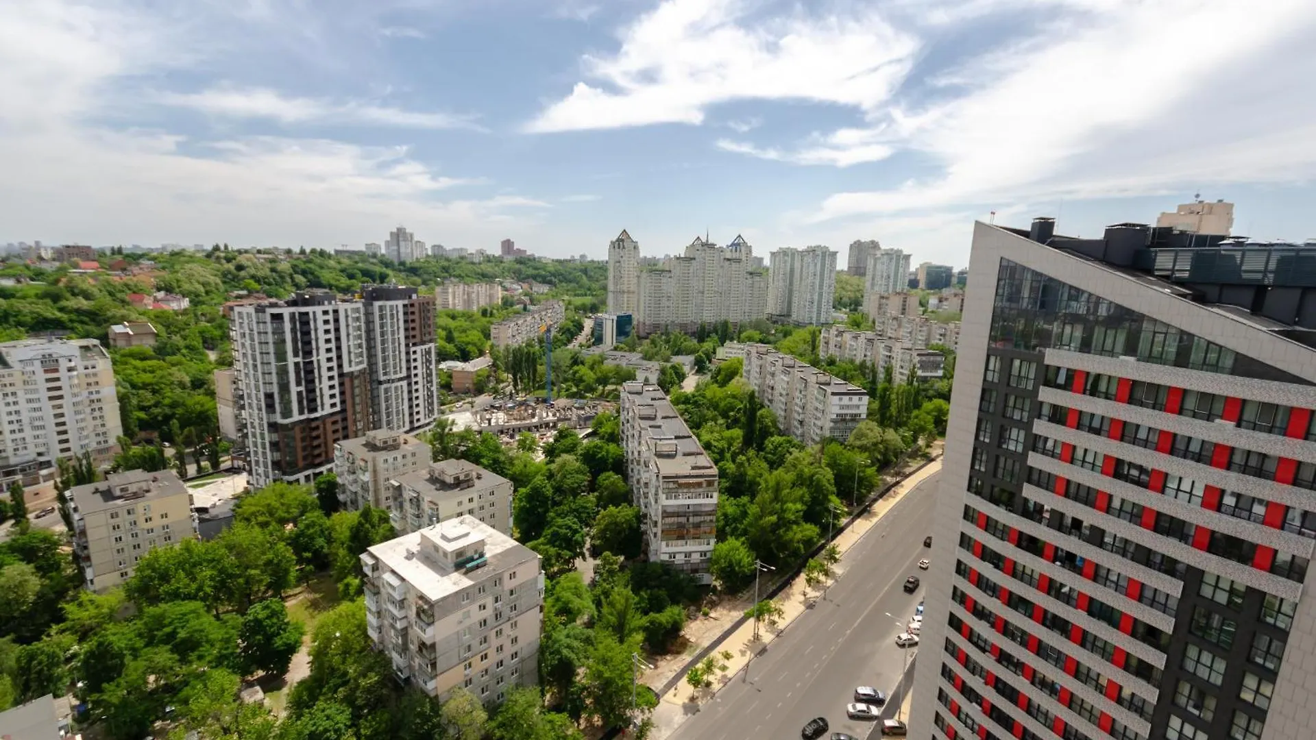 Smart App Near Railway Station Kvartet 3C Киев Украина
