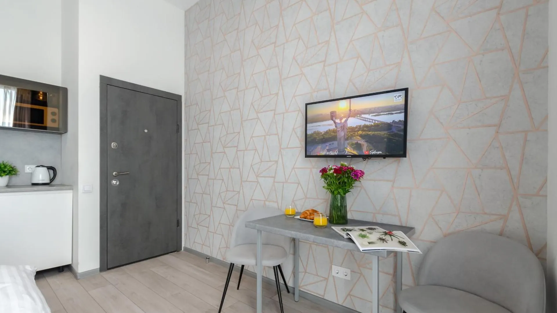 Smart App Near Railway Station Kvartet 3C Киев Апартаменты