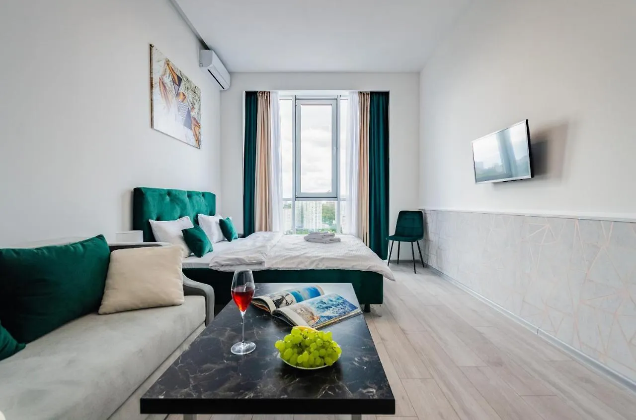 Smart App Near Railway Station Kvartet 3C Киев 0*,  Украина